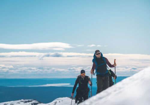 Topptursesong på Høgevarde. Foto: Hunnalvatn Media